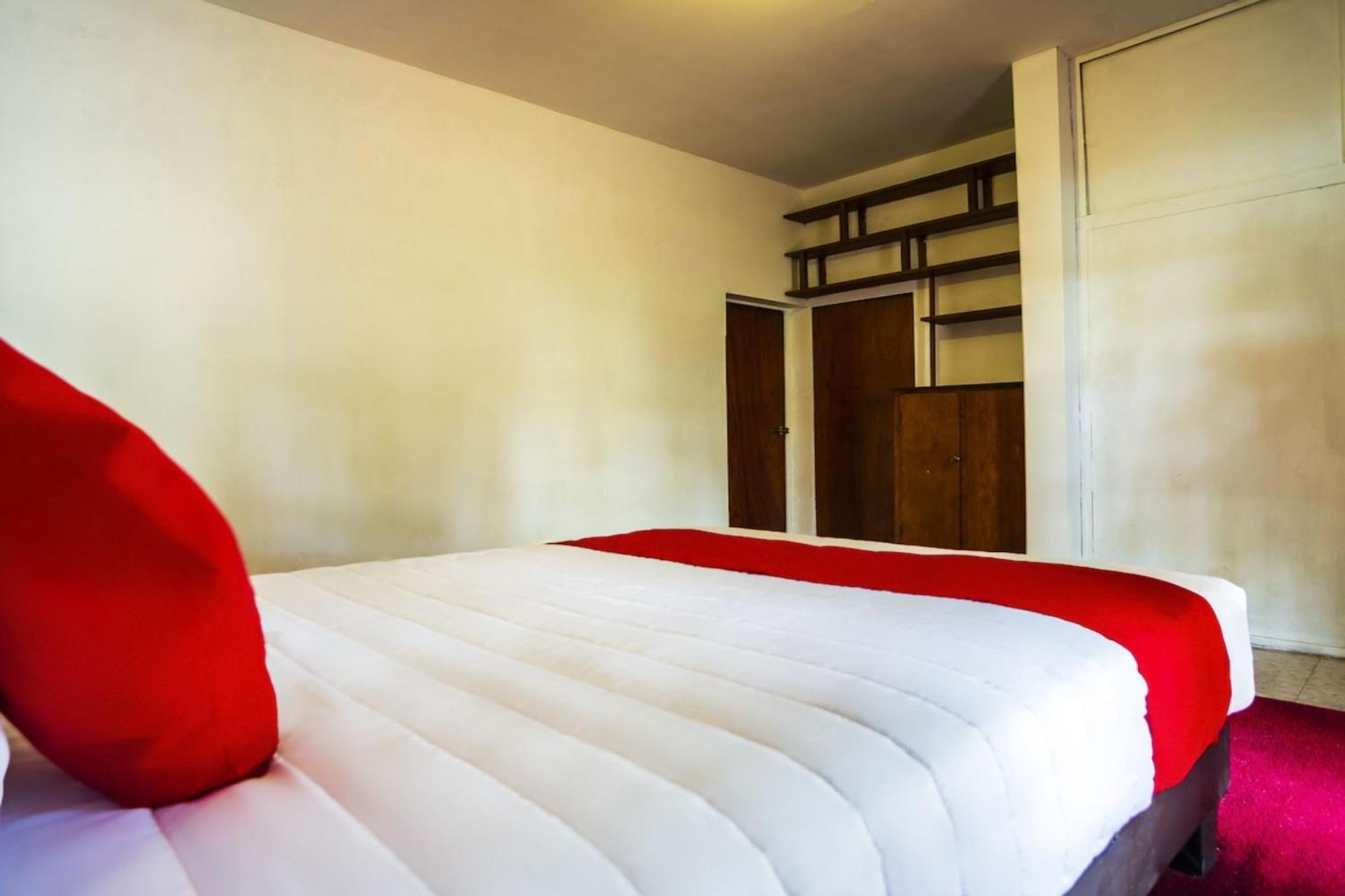 OYO Hotel Oasis, Matehuala Bagian luar foto