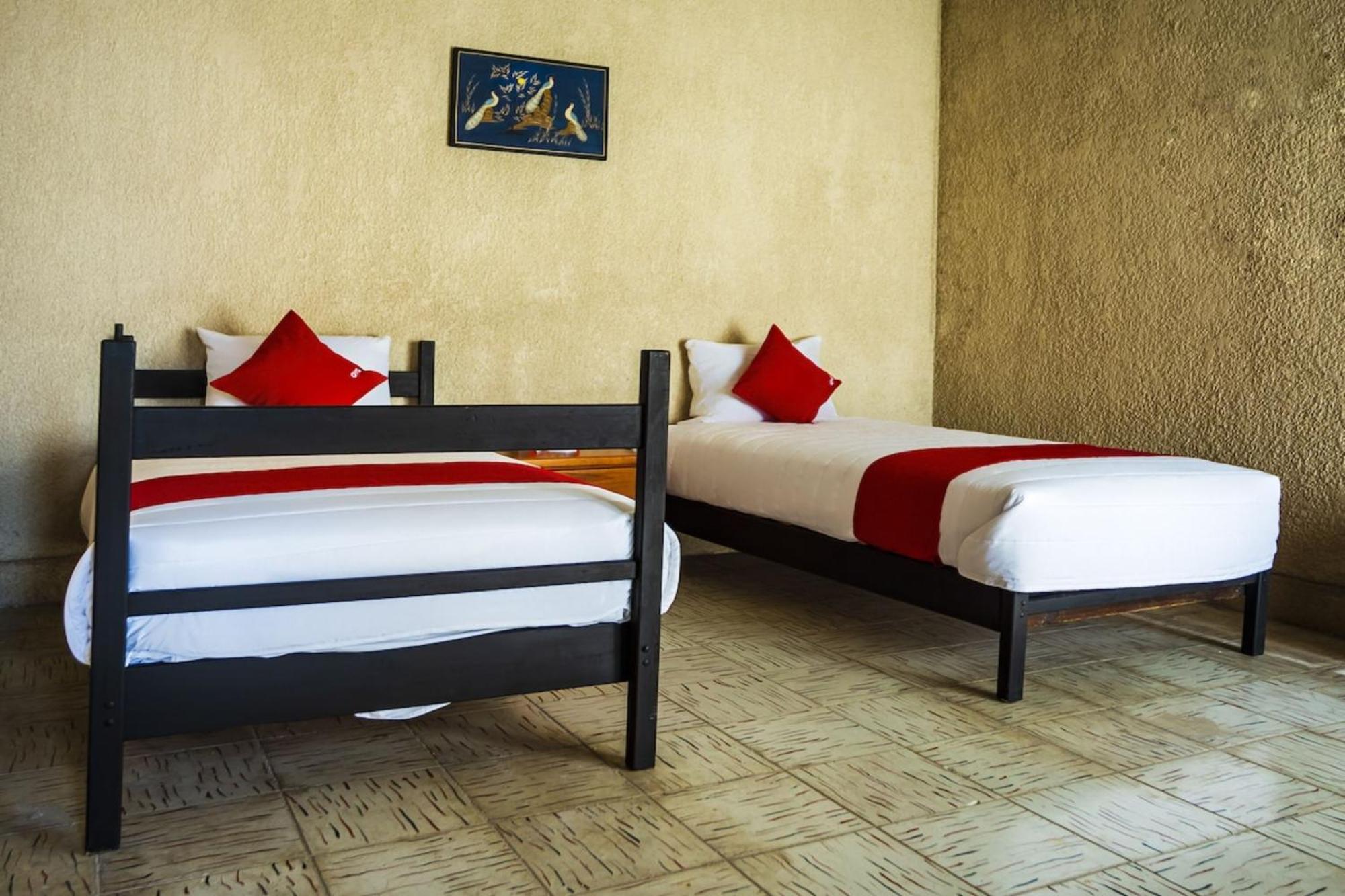 OYO Hotel Oasis, Matehuala Bagian luar foto